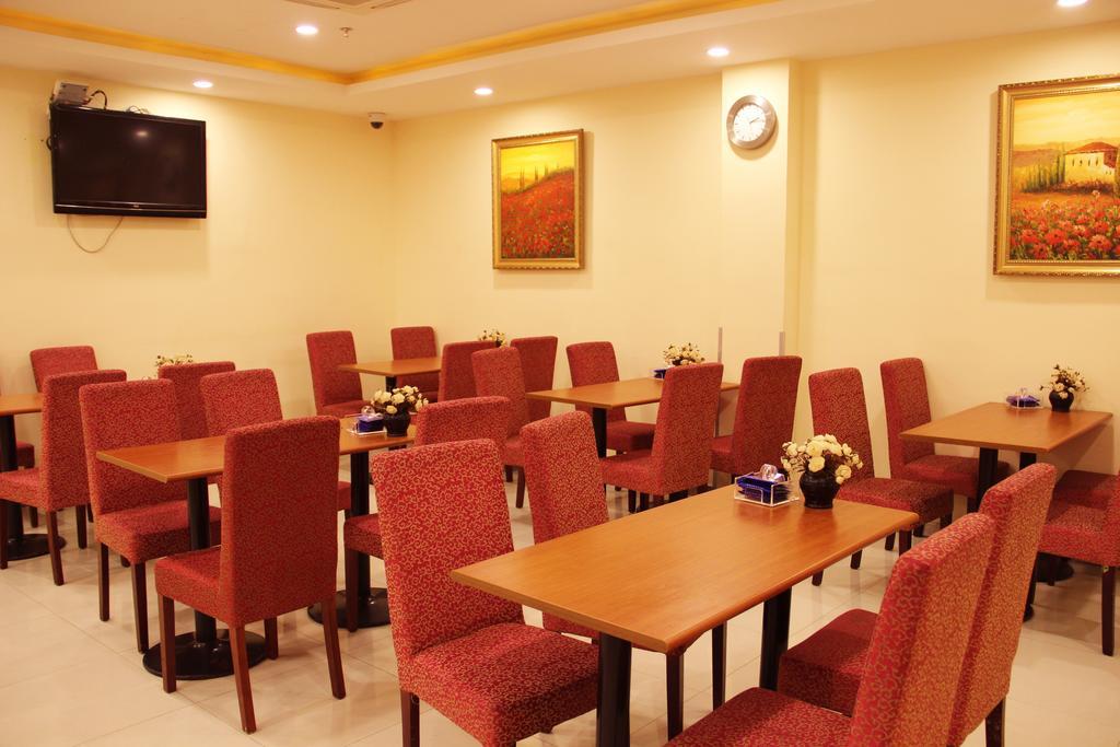 Hanting Hotel Shanghai Hongqiao Railway Station Huqingping Highway Bagian luar foto